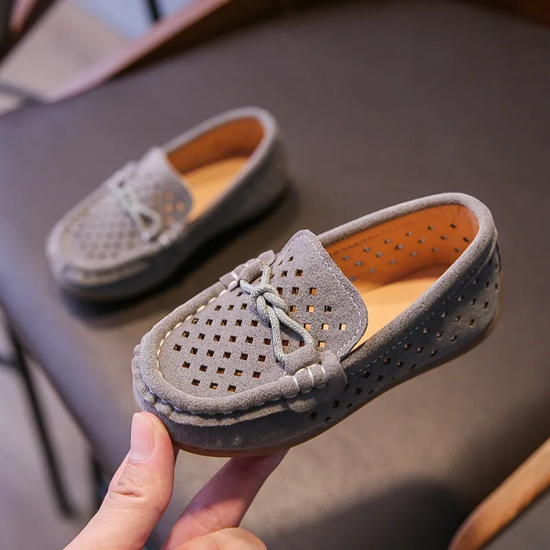 Boys Solid Color Flats