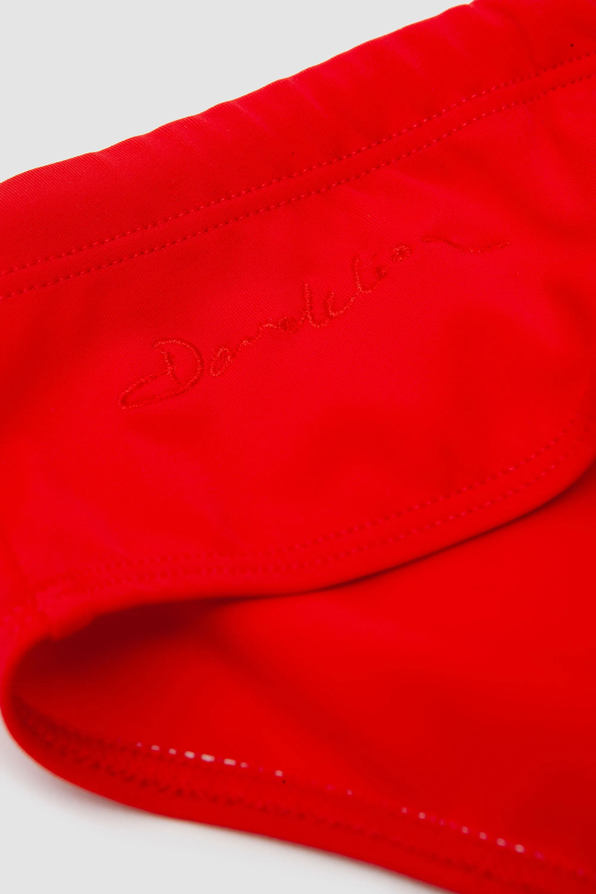 Celeste Slip Red