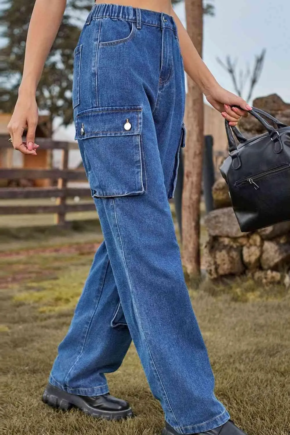 Chic Utilitarian Flap Pocket Cargo Jeans