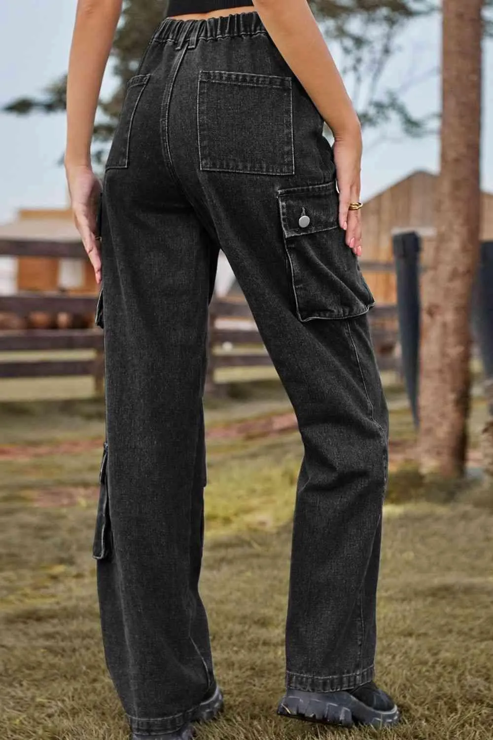 Chic Utilitarian Flap Pocket Cargo Jeans