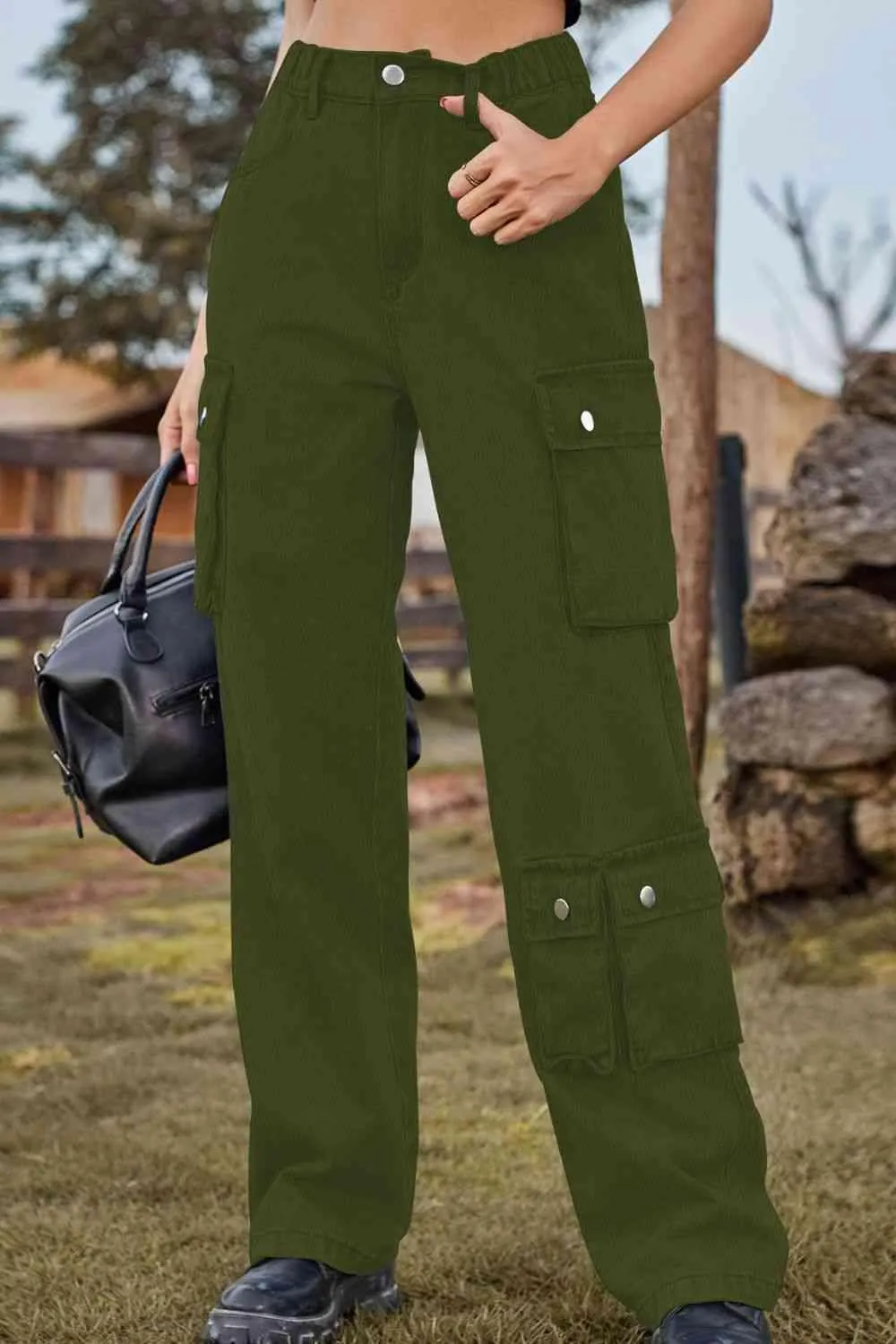 Chic Utilitarian Flap Pocket Cargo Jeans