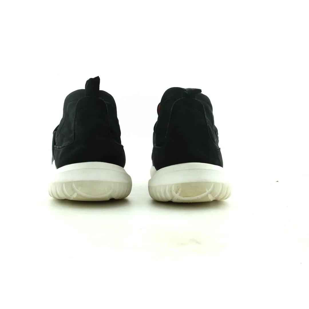 CLARKS NOVA AVE