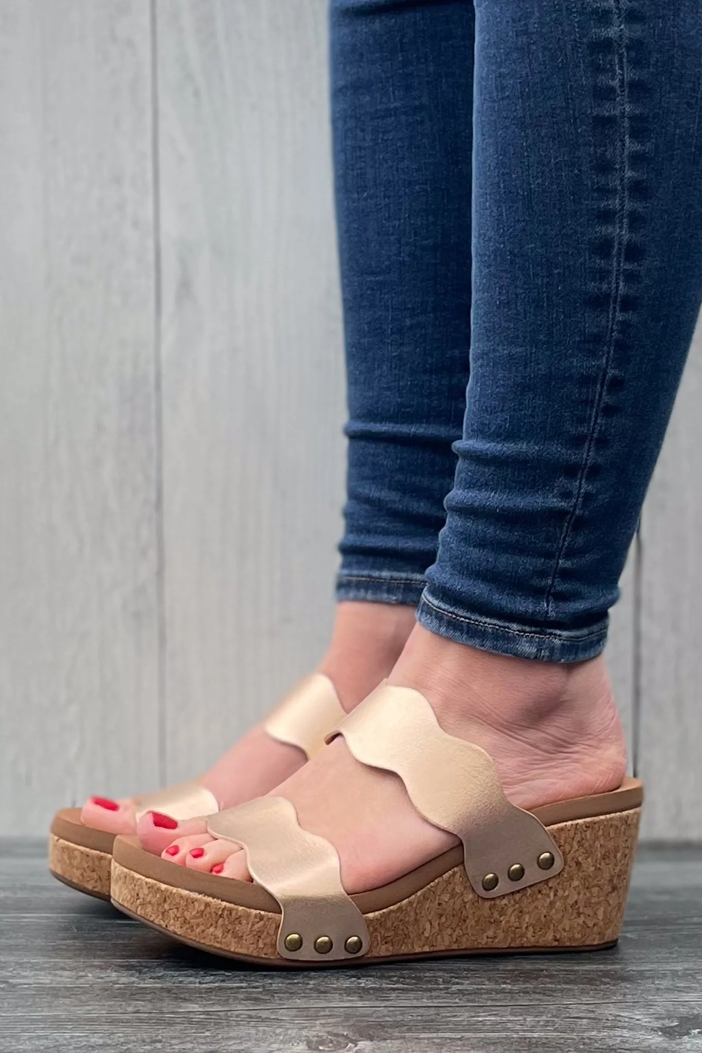 Corkys Obviously in Rose Gold