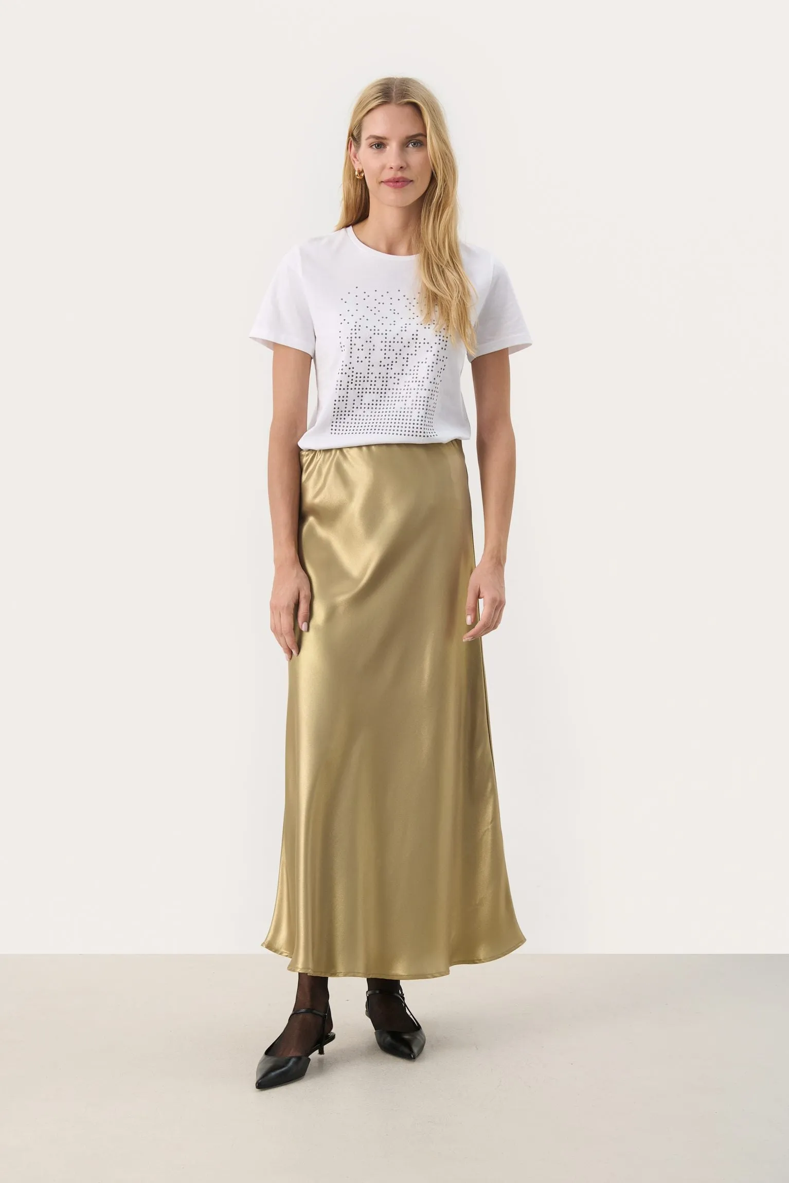 LAURINAS SKIRT  - PART TWO
