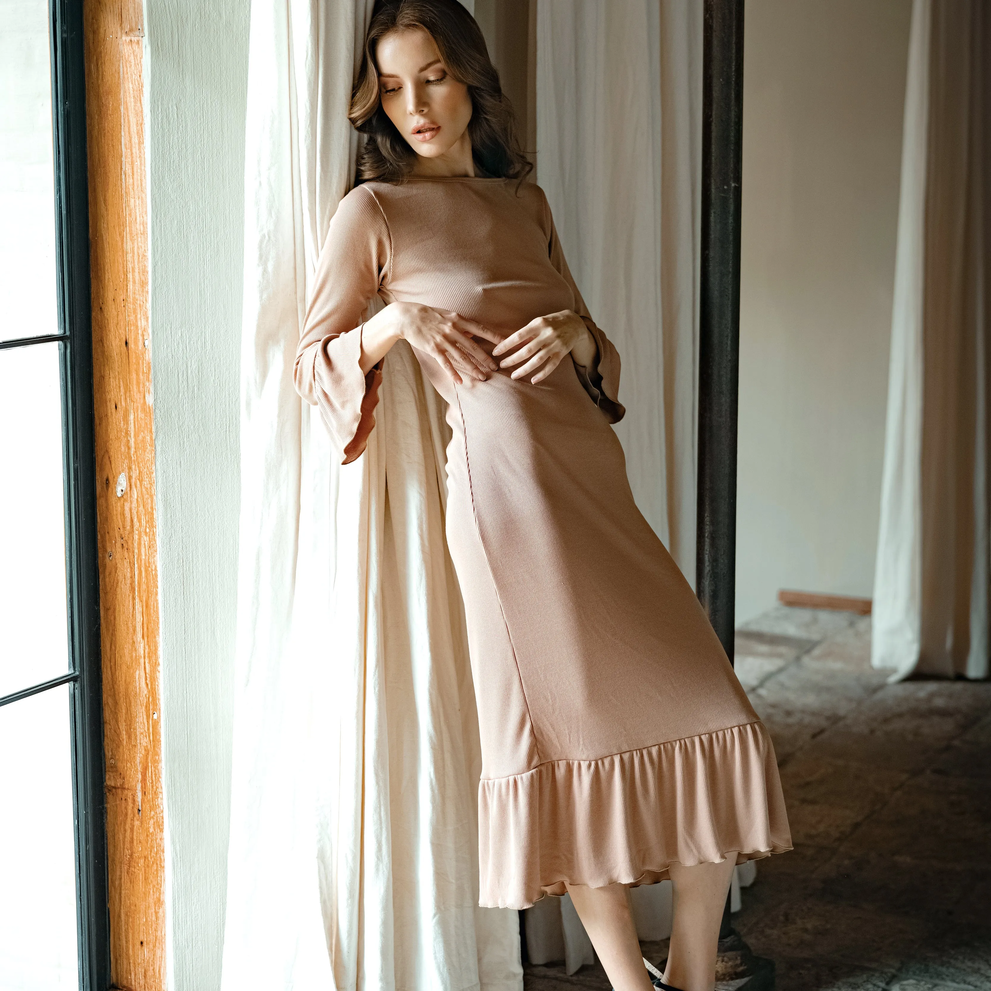MARJORIE Ruffle Rib Dress - Camel Brown