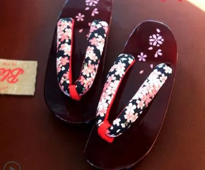 Princess Wear Japanese Wooden Sandals