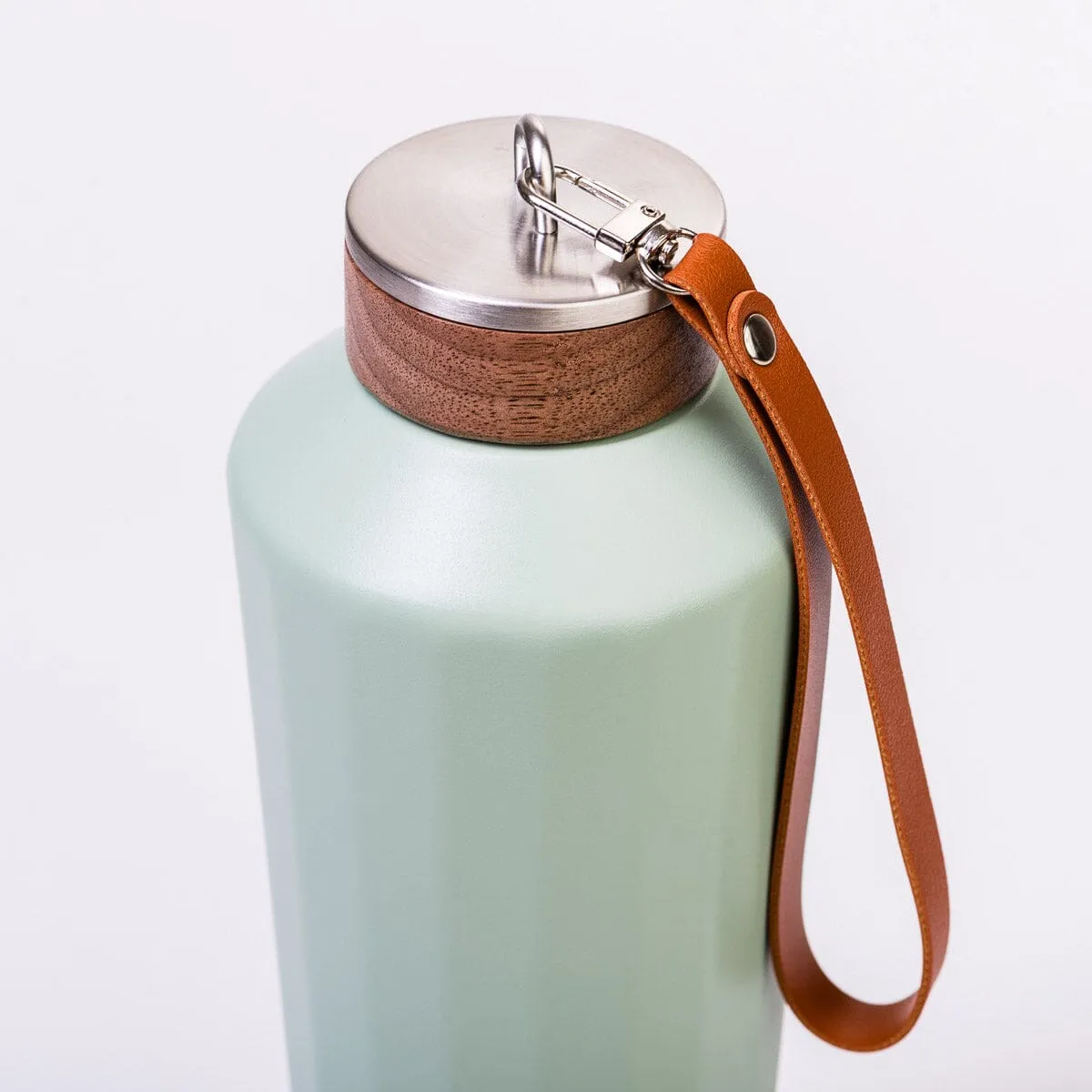The Hemingway Drinkware - Flask - Sage Green - 25 Oz / 750 ML