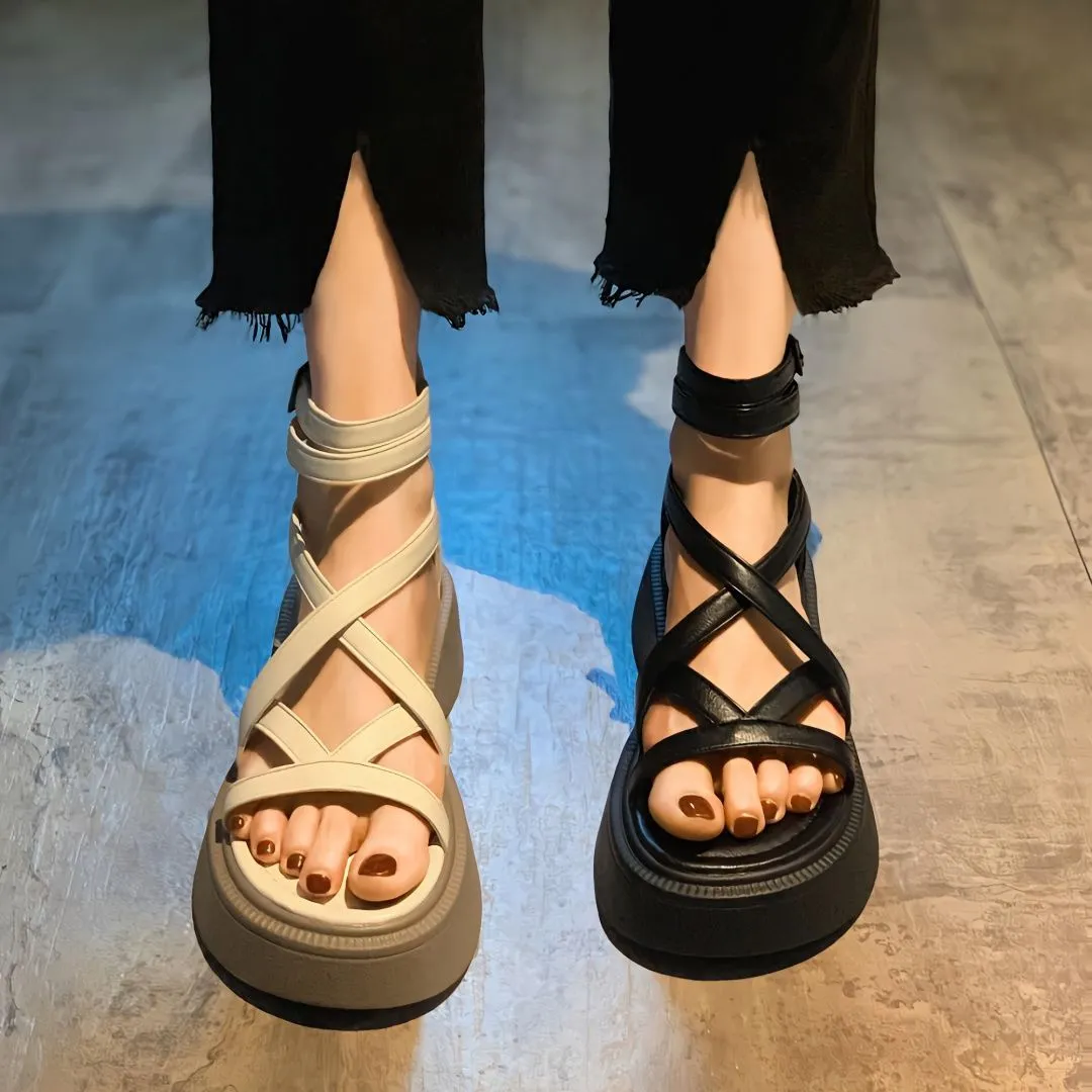 Thick soled Roman sandals for women in summer 2024 comfortable and versatile sandals