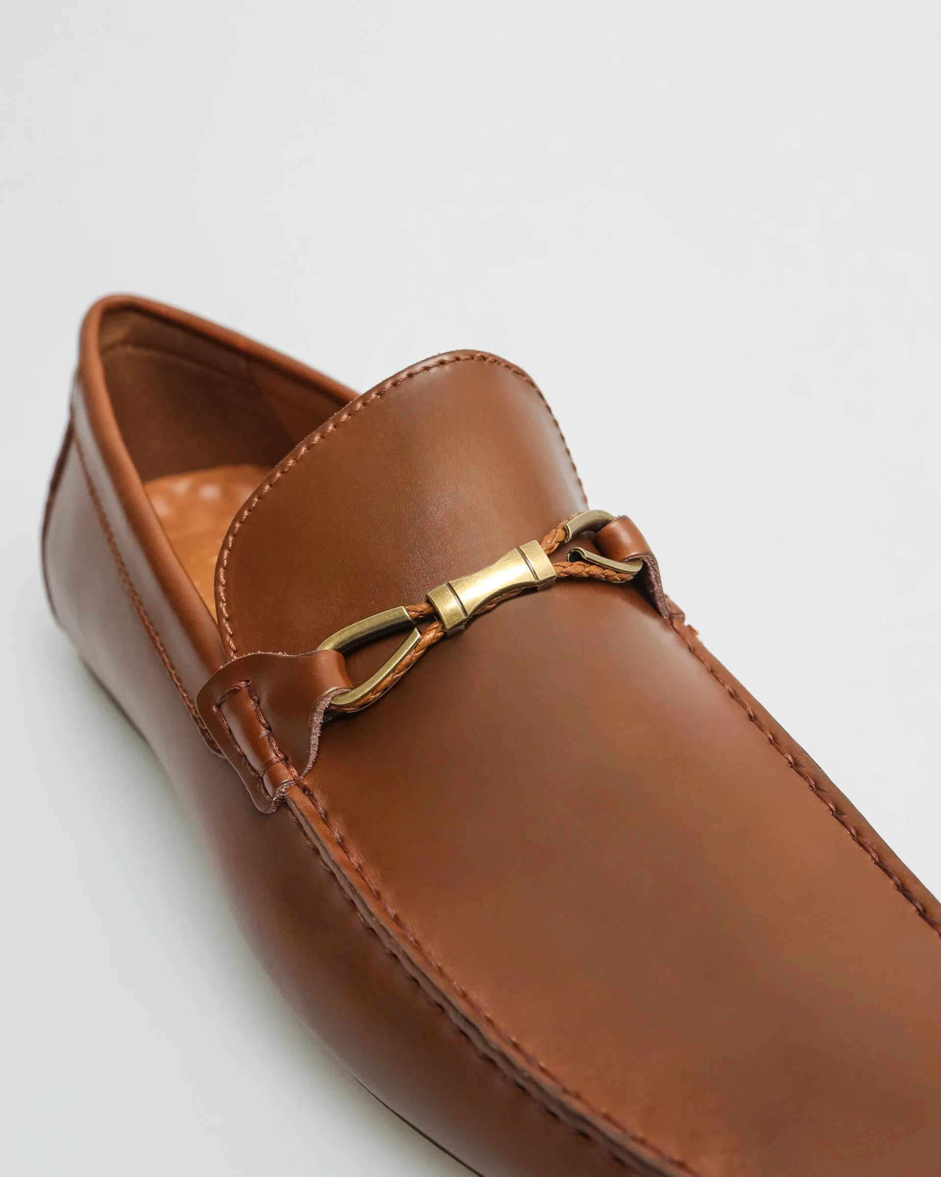 Tomaz C482 Buckle Moccasins