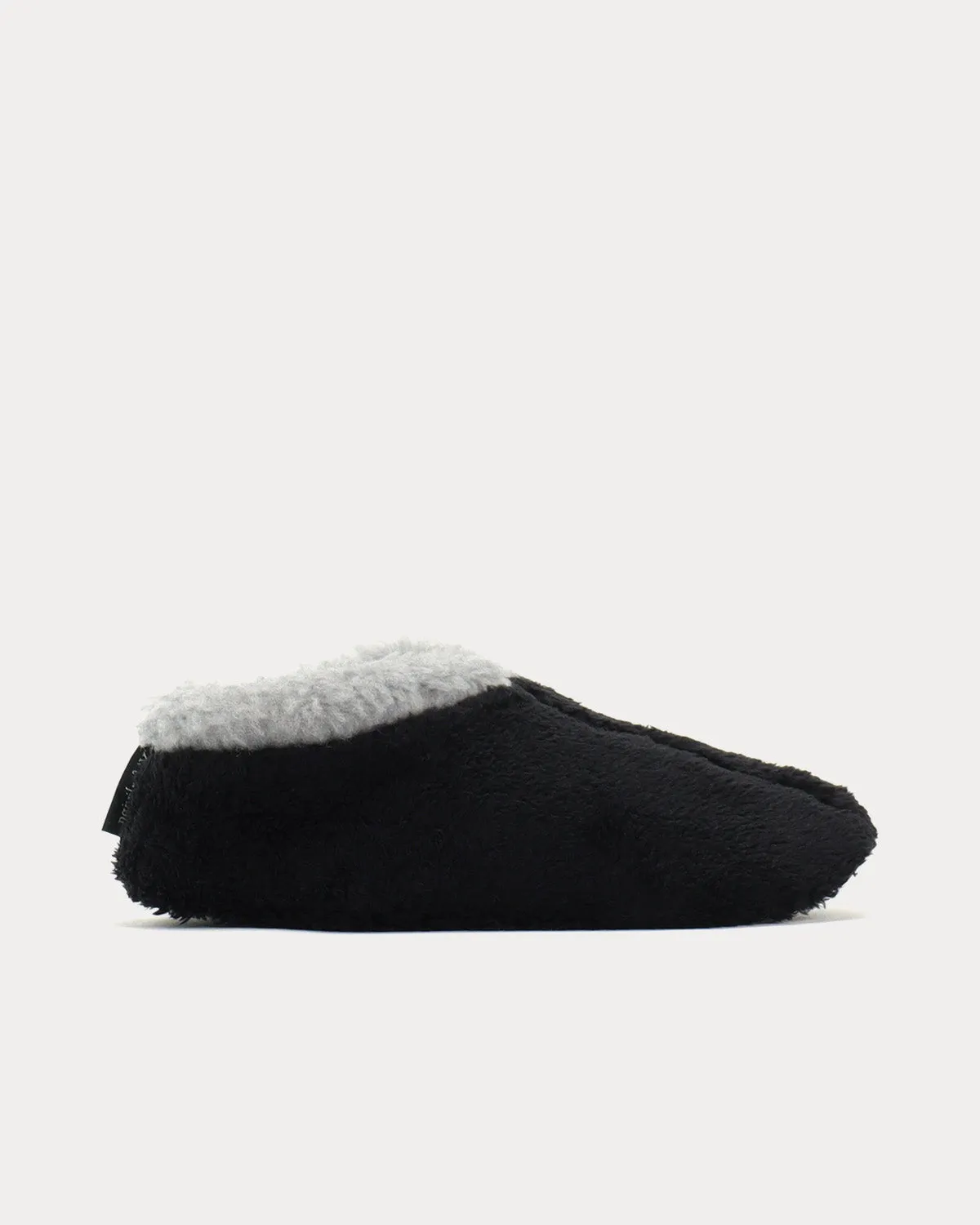 Y's For Living Boa Black Slip Ons