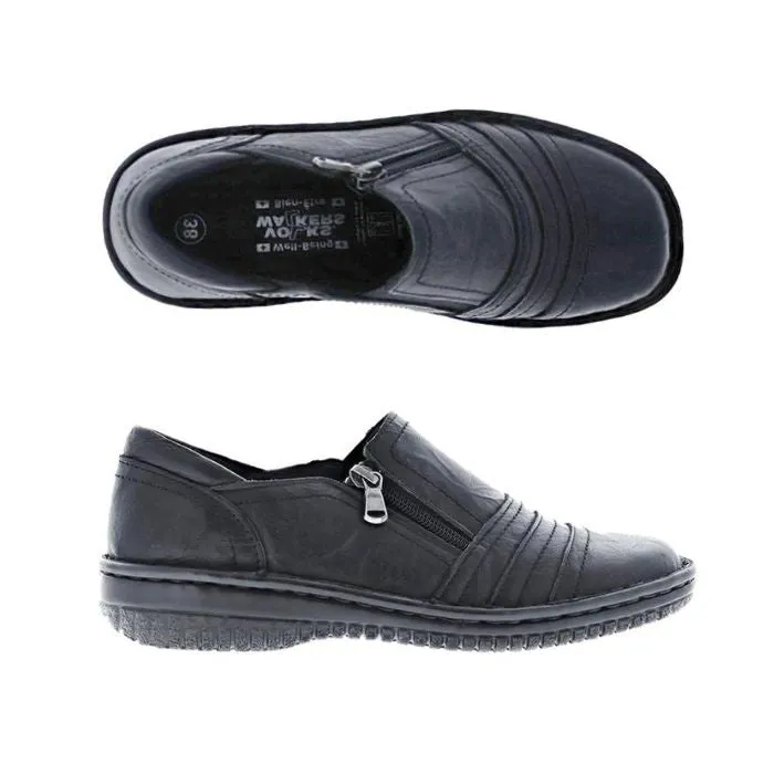 Zoe Slip-On Shoe
